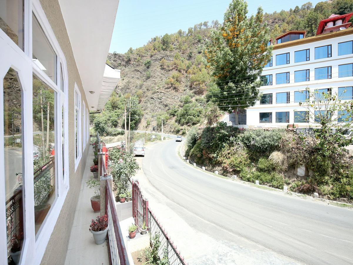 Homestay Oyo 14106 Exotic Hill View Shoghi