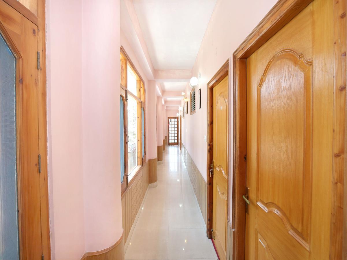 Homestay Oyo 14106 Exotic Hill View Shoghi Shimla