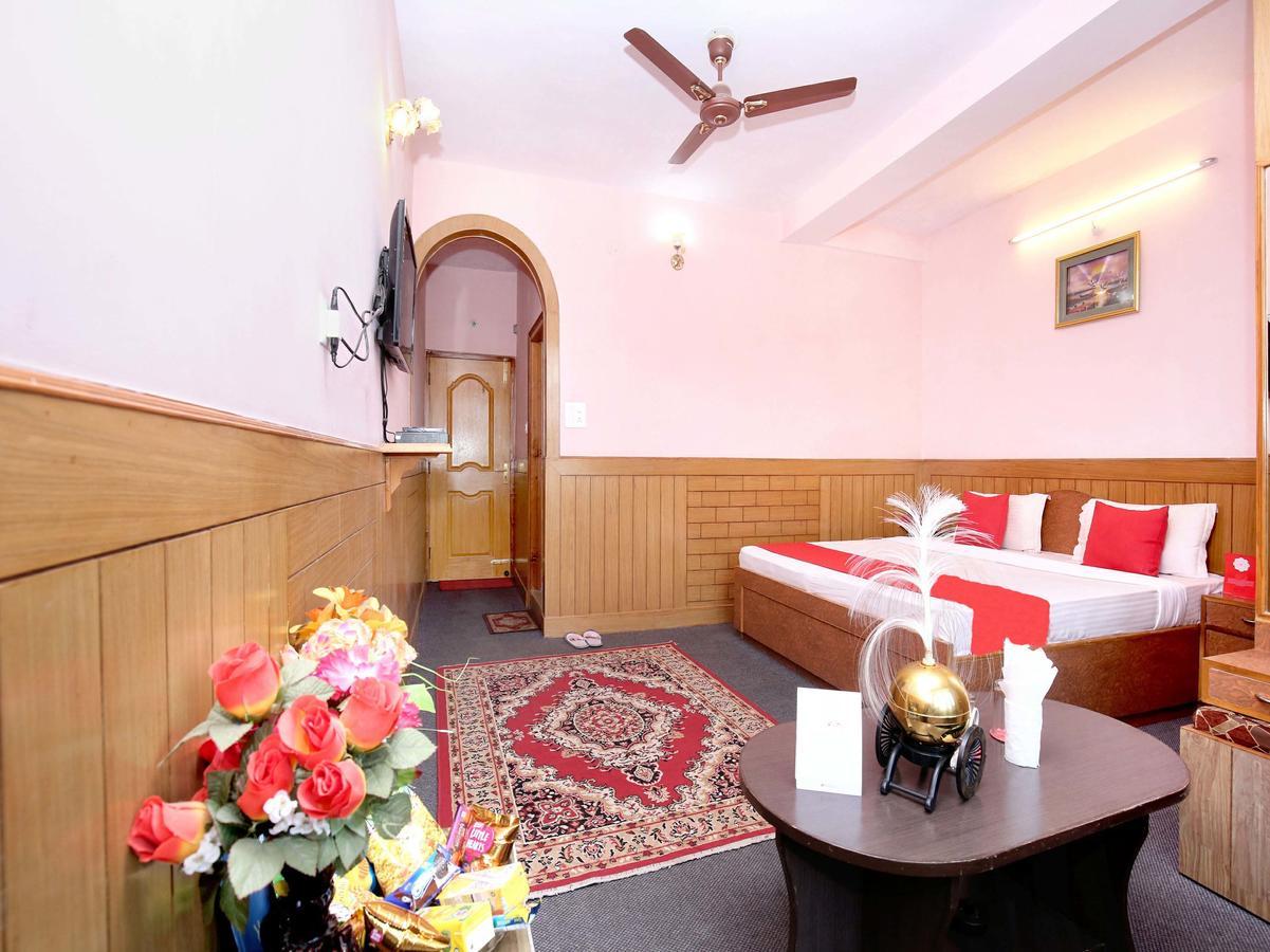 Oyo 14106 Exotic Hill View Shoghi Shimla