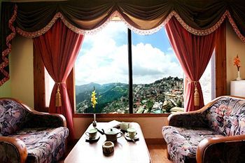 Hotel Bridge View Regency