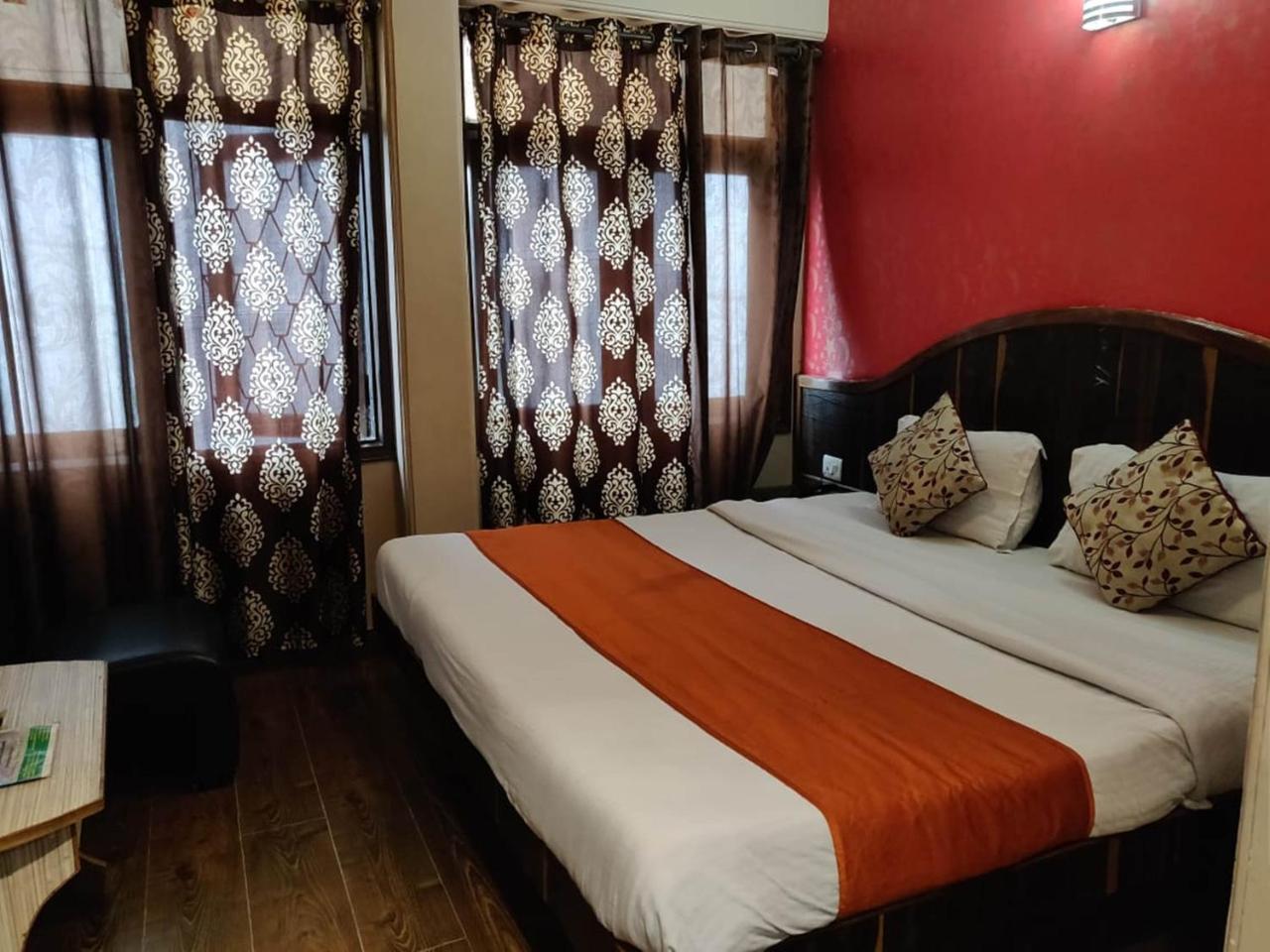 Sidharth Regency Hotel