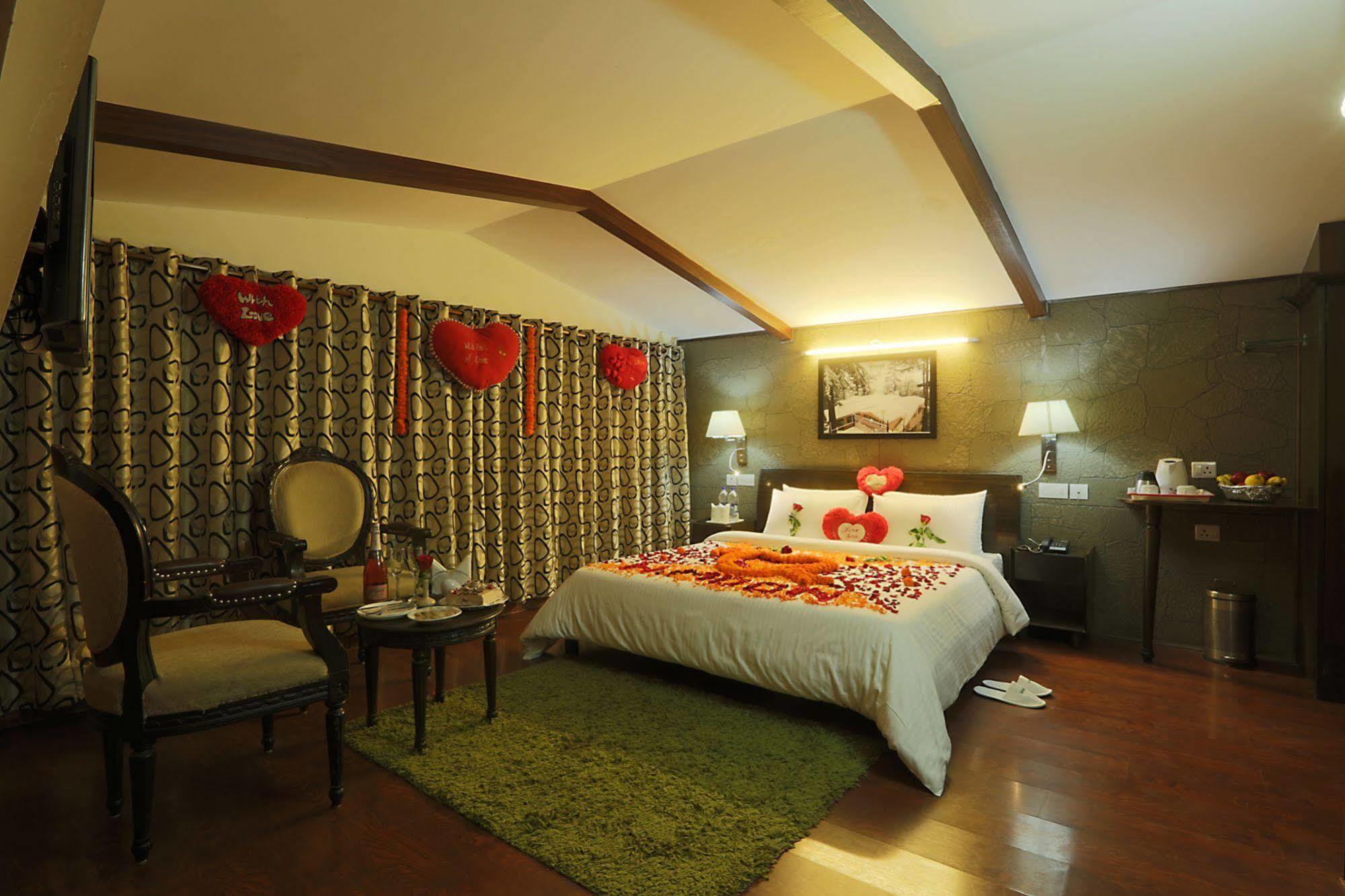 Fairmount Hotel