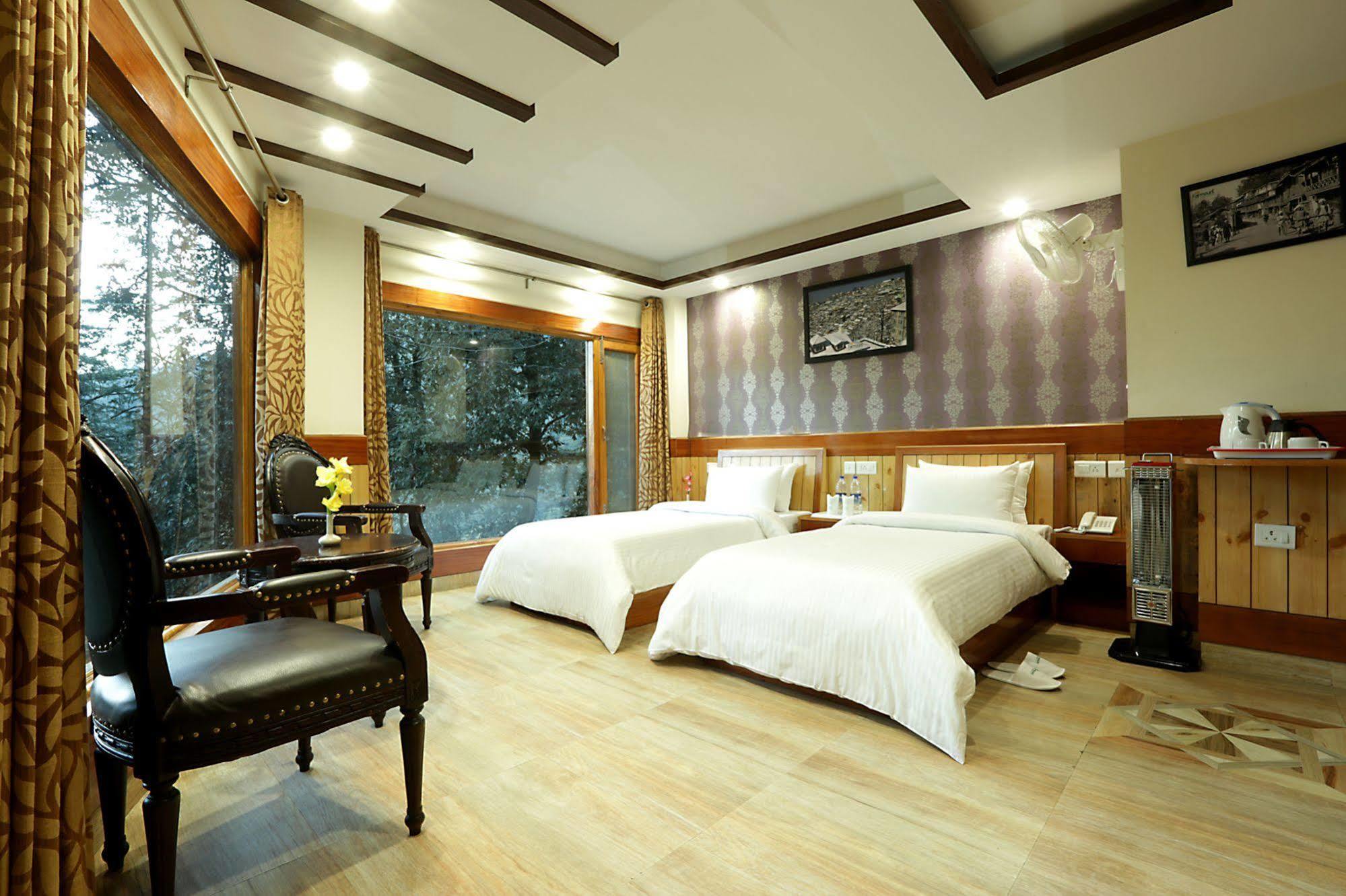 Hotel Fairmount 3*