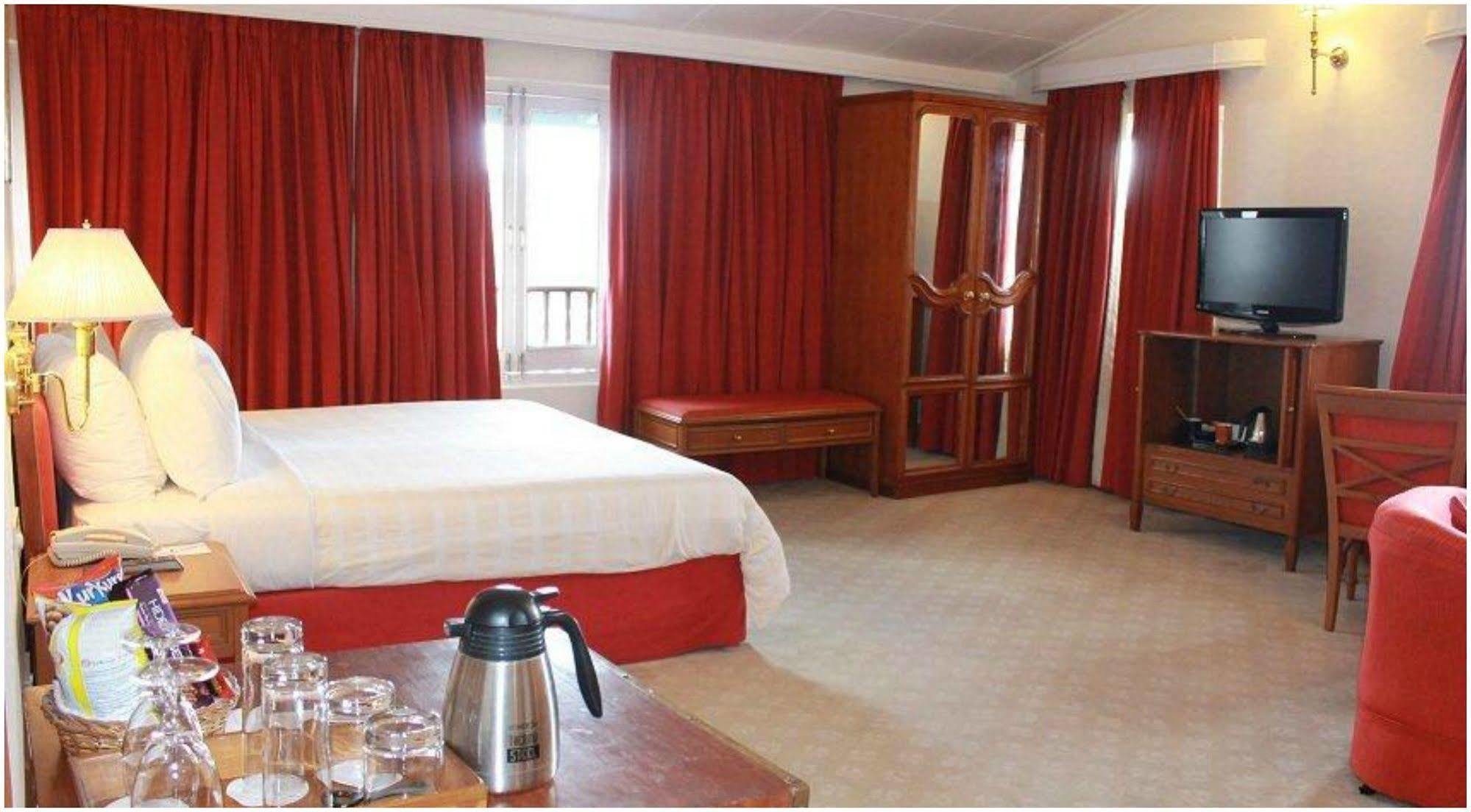 Clarkes Hotel, A Grand Heritage Since 1898 Hotel 4*