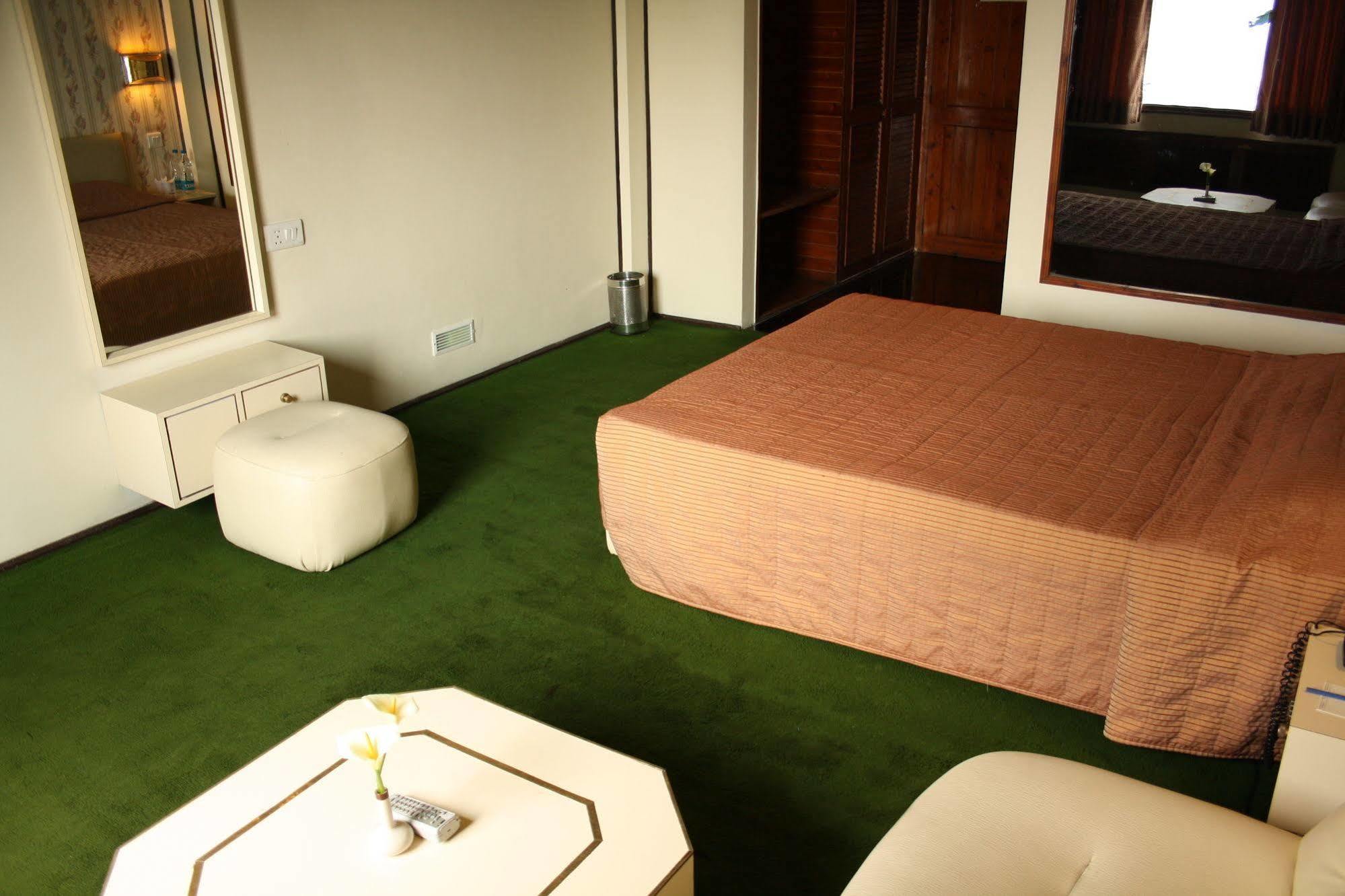 Honeymoon Hotel Shimla