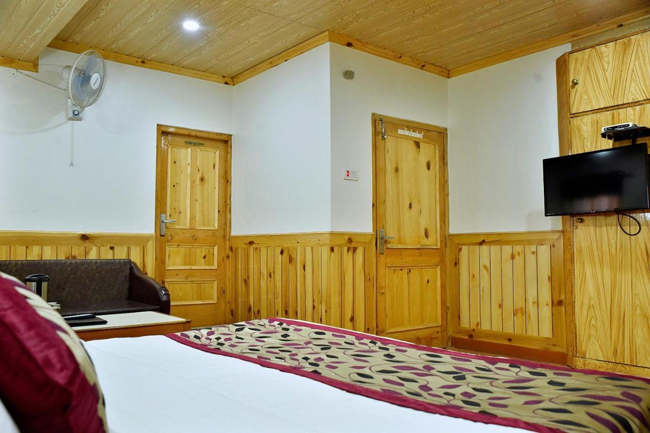 Hotel Chaman Palace