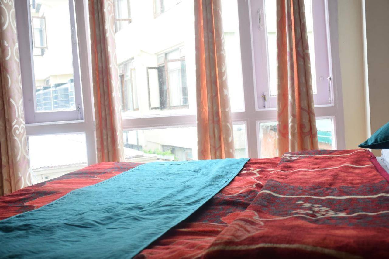 Himani Premium Hotel 2*
