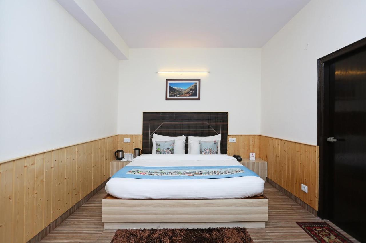 Oyo 8421 Flagship Seven Hills Hotel