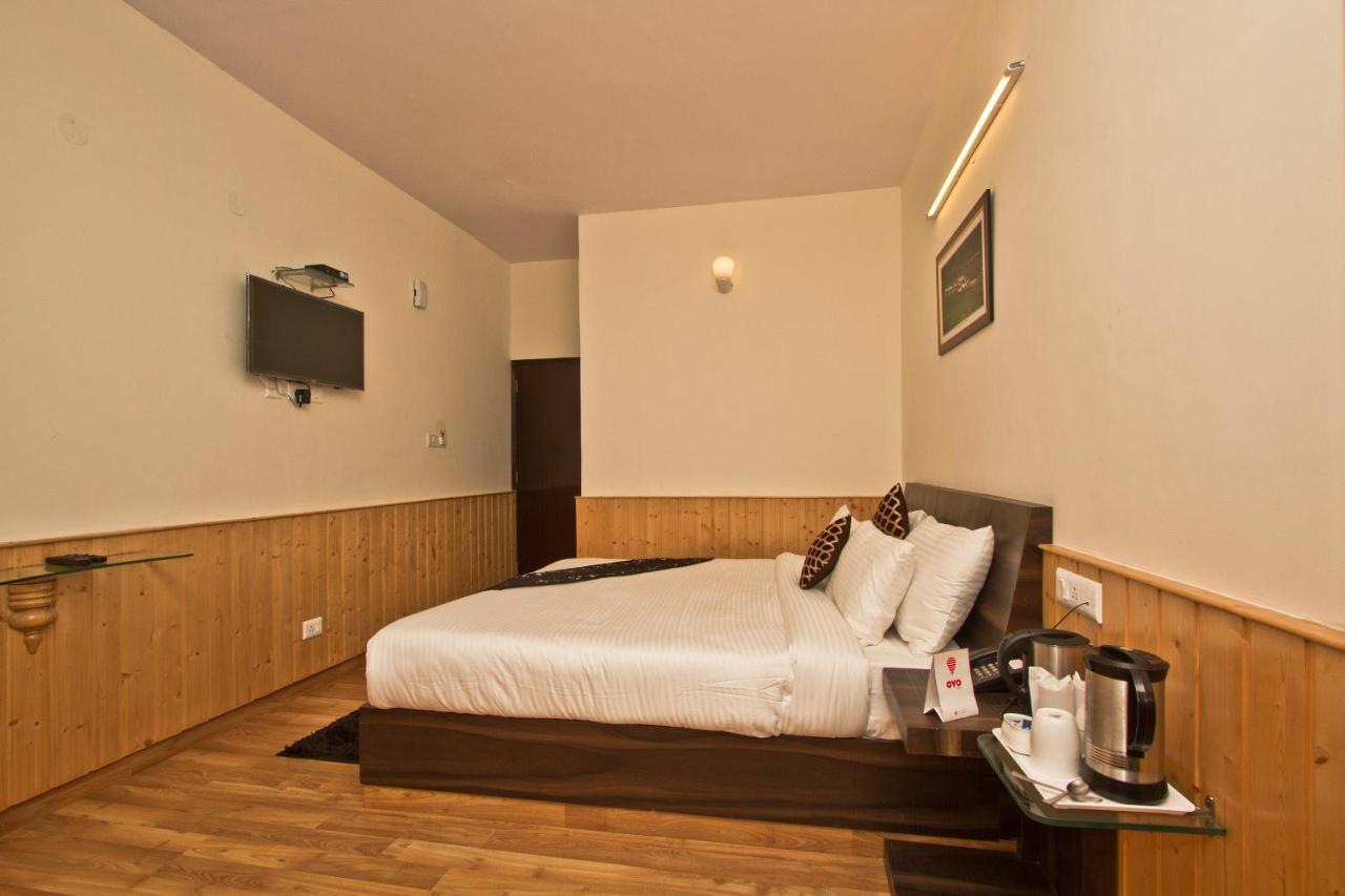 Oyo 8421 Flagship Seven Hills 3*