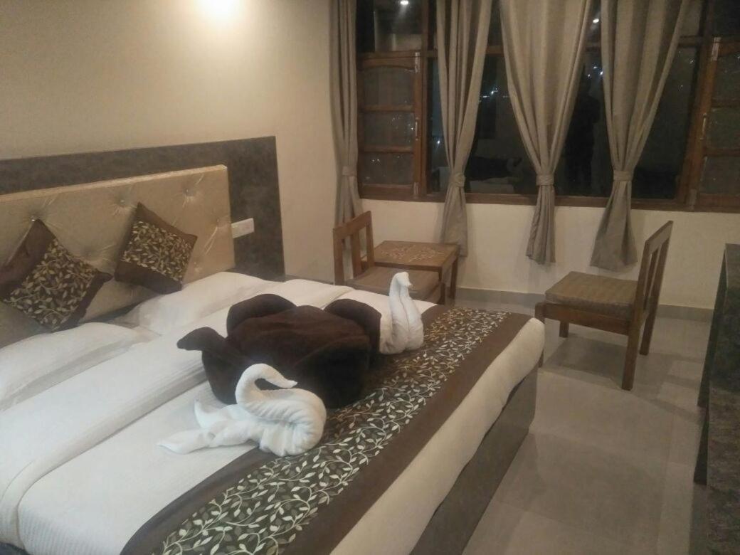 Royale 2* Shimla