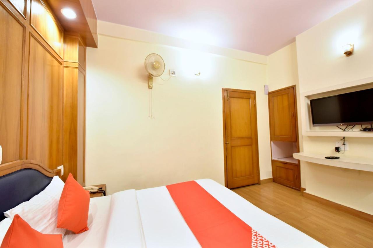 Hotel Oyo 5268 Himland East
