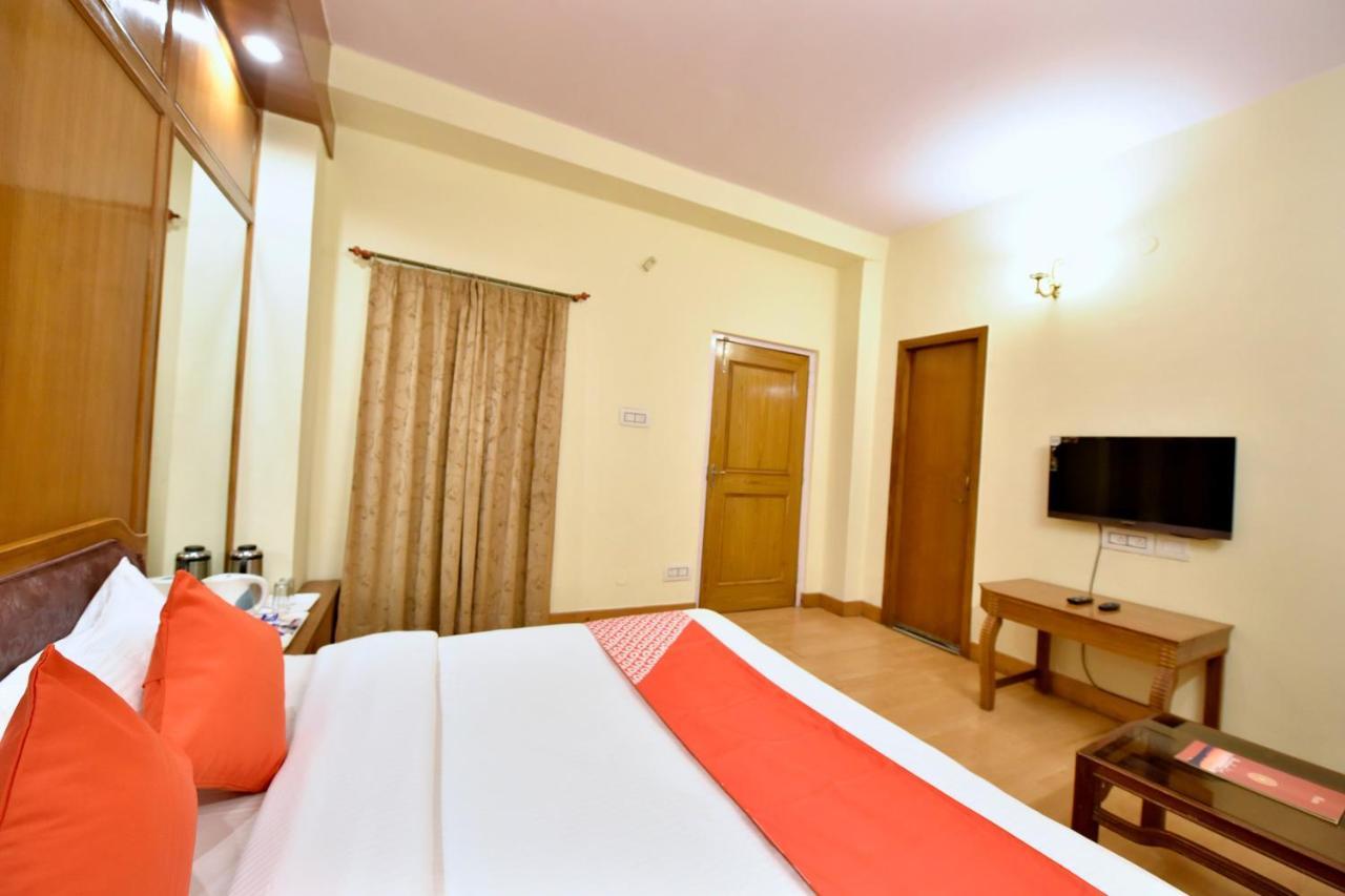 Oyo 5268 Himland East Hotel 3*