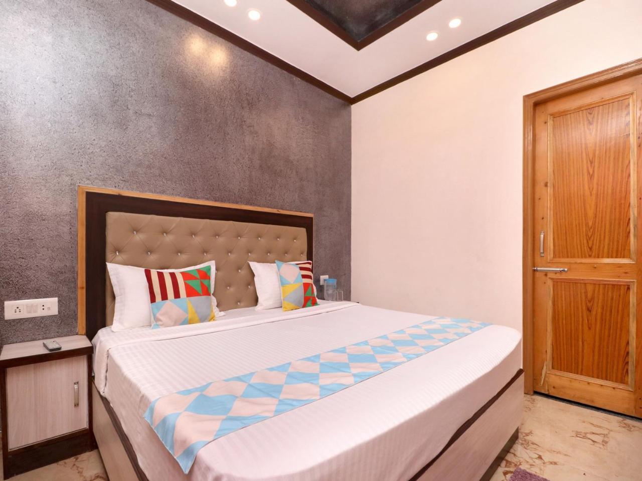 Apartment Oyo 19174 Delightful Dhalli Shimla
