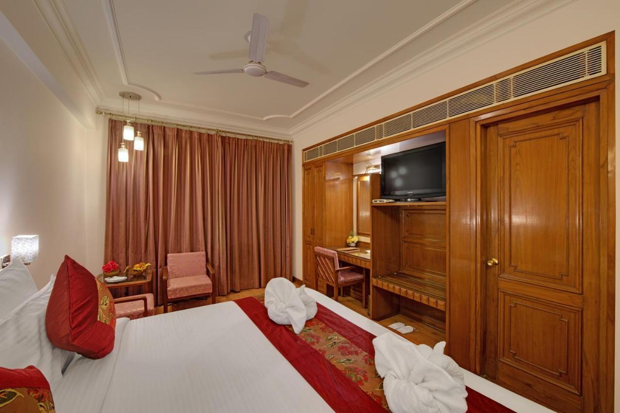 Baljees Regency 3*
