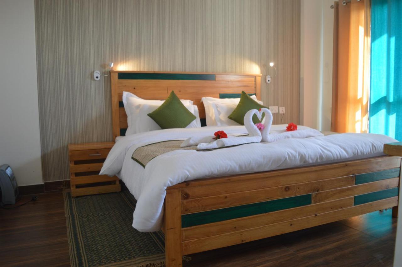 Spangle Heights Shimla, And Residences 4*