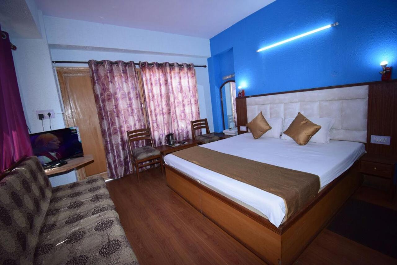 Hotel Prashant *
