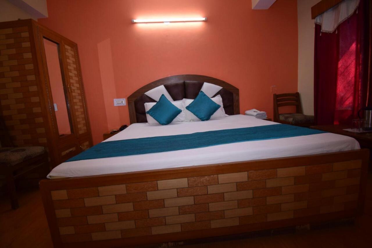 Hotel Prashant *