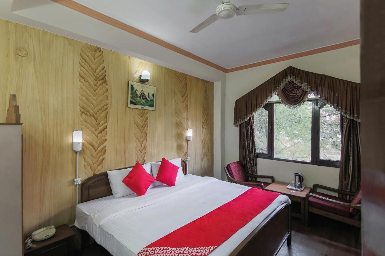 Oyo 22958 Ambusha Hotel Shimla