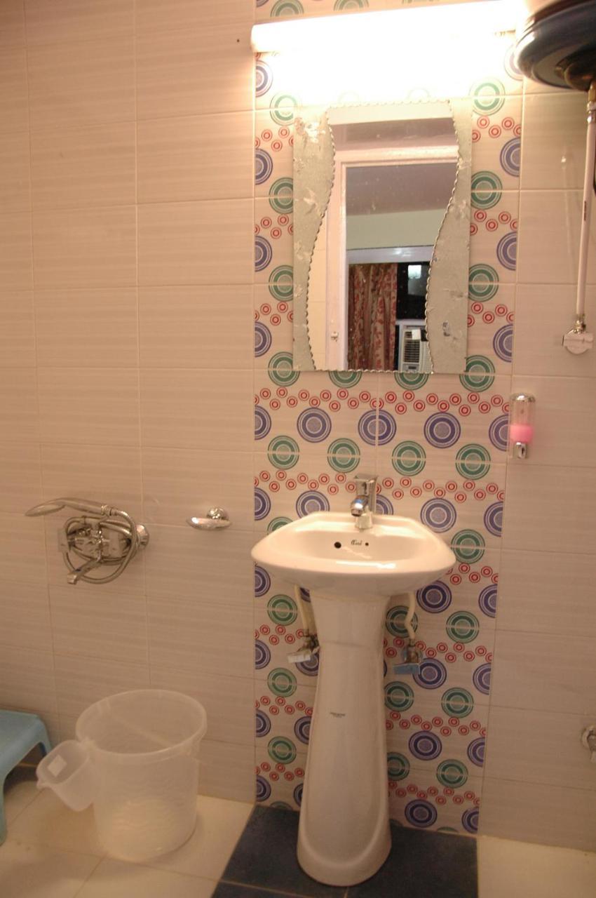 Samrat Ss Hotel *