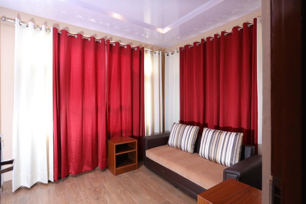 Hotel Ameera Shimla