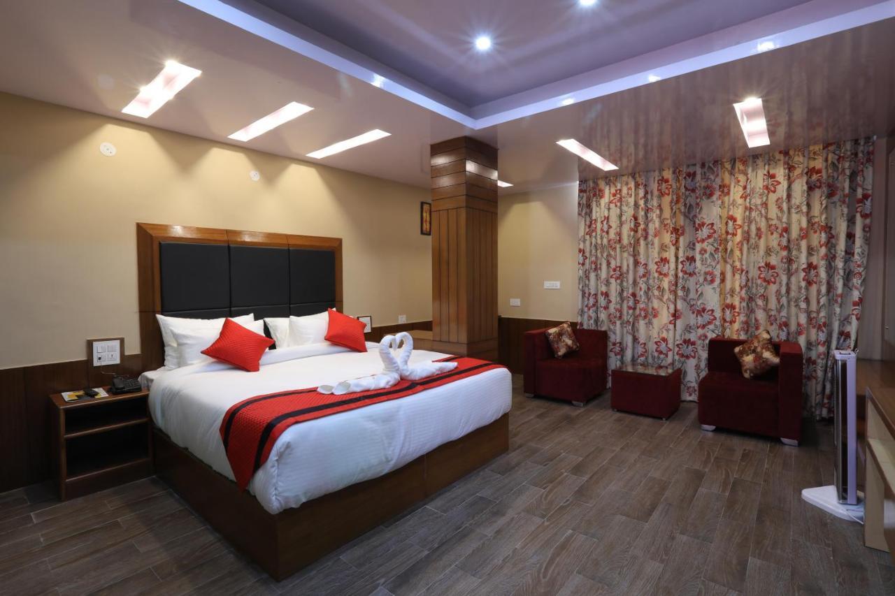 Hotel Ameera Shimla