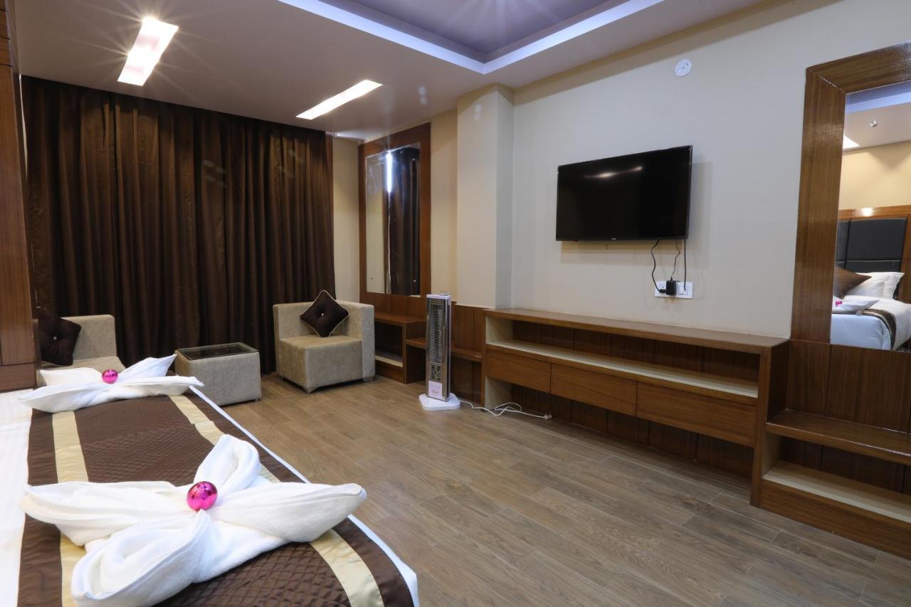Ameera Hotel