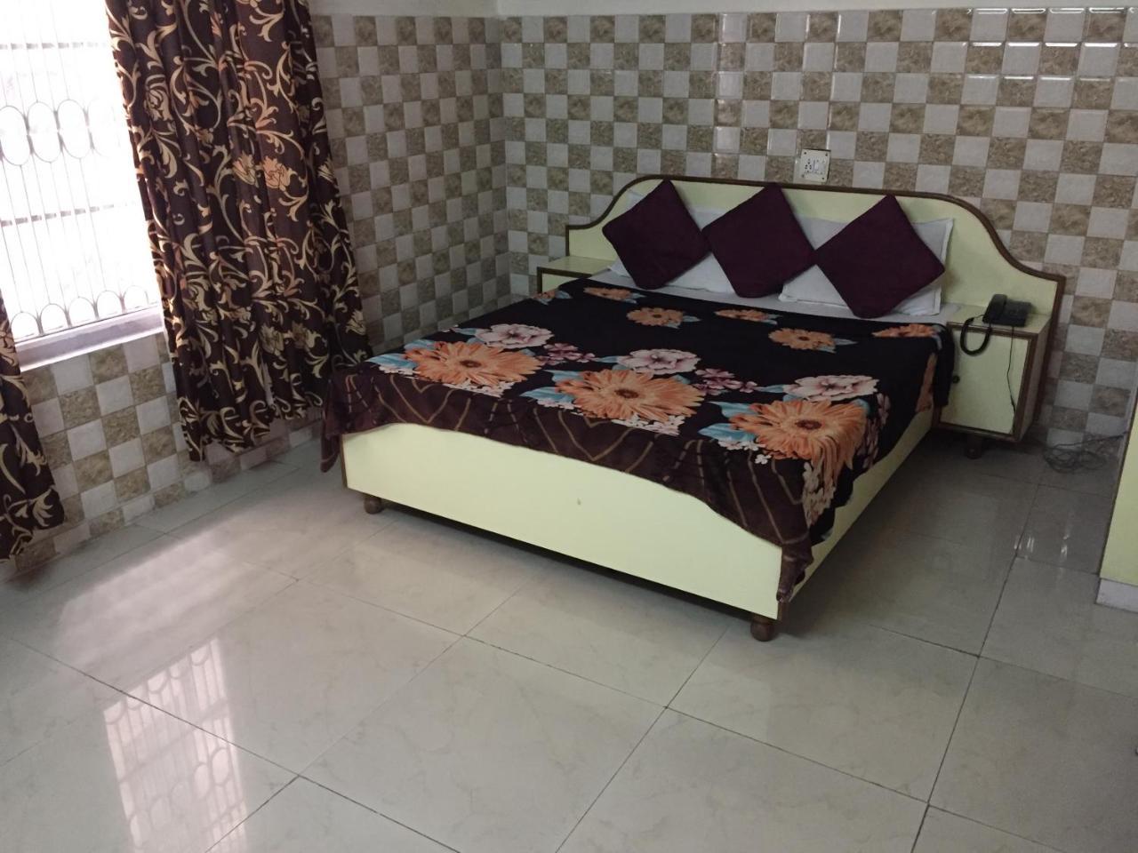Hotel Lotus 2*