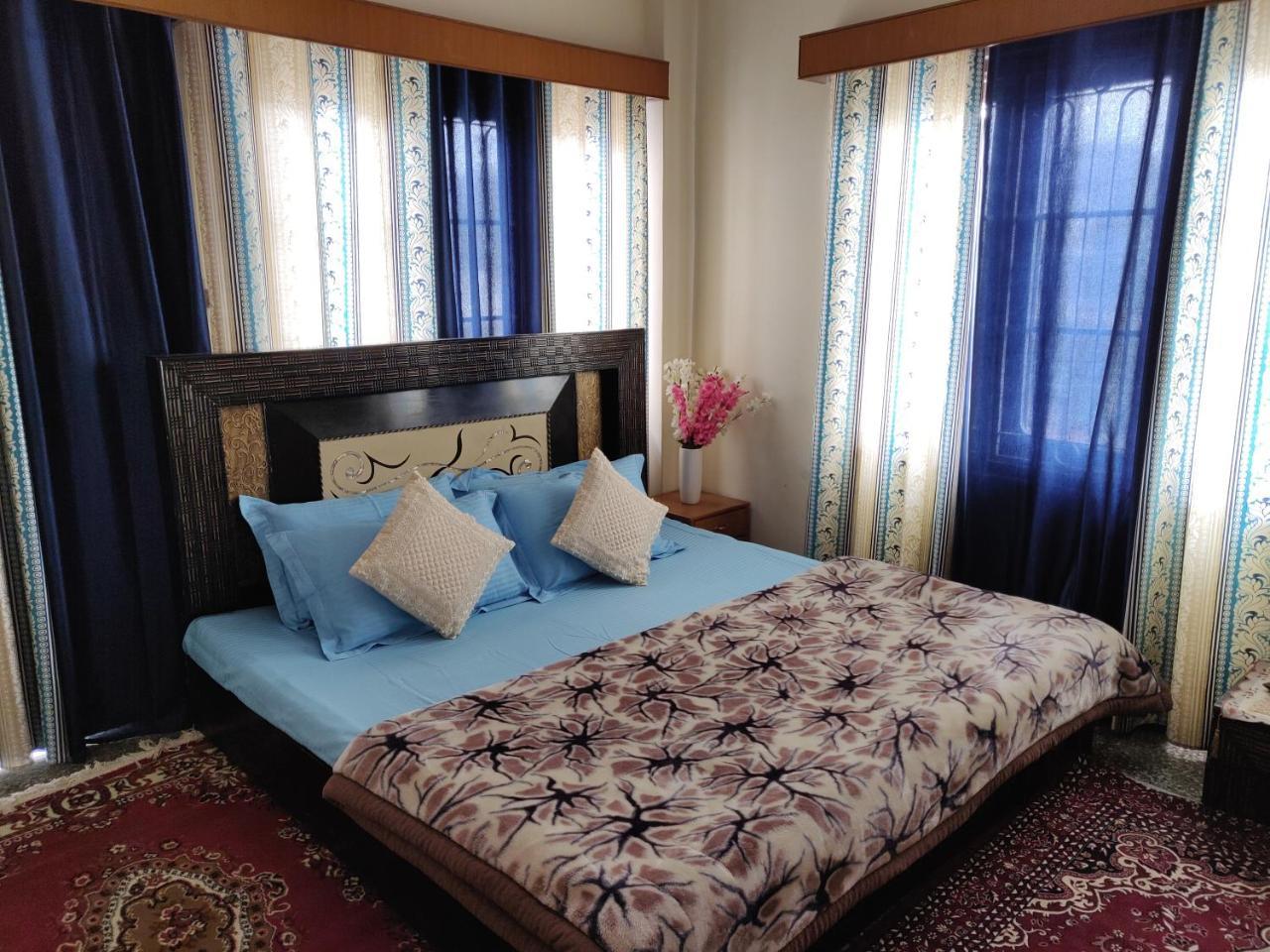 Bed & Breakfast The Sharma Ashiana--holiday