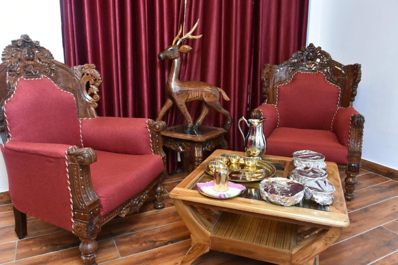 Anchal Regency Bed & Breakfast *