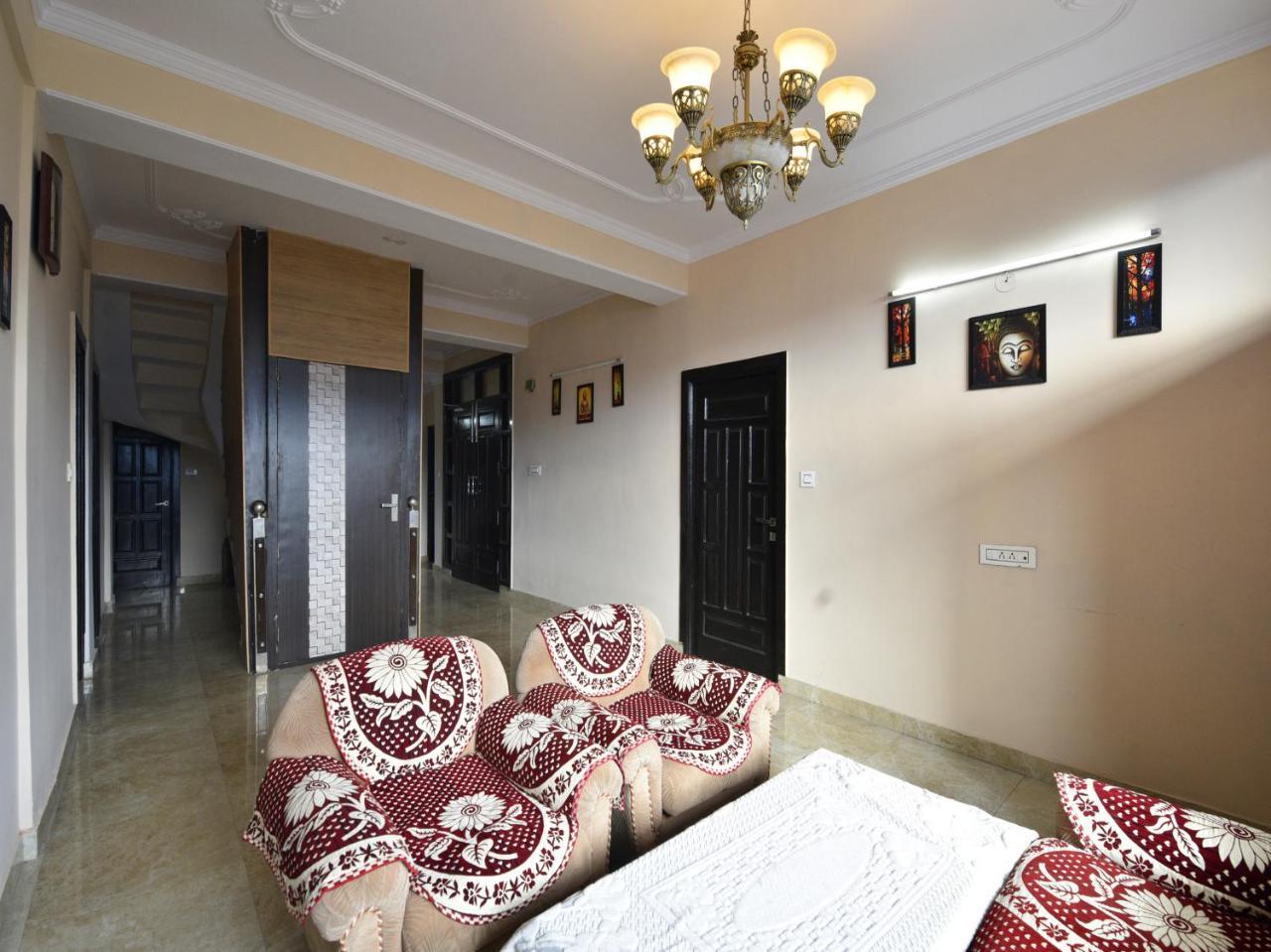 Oyo 10942 Bed & Breakfast 3*