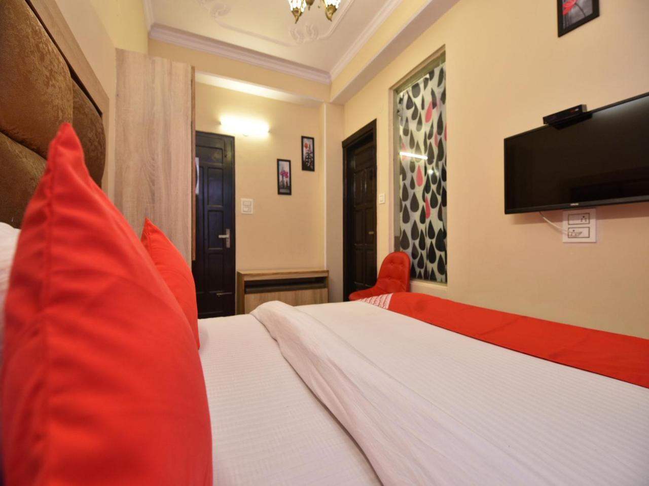Oyo 10942 Bed & Breakfast 3*