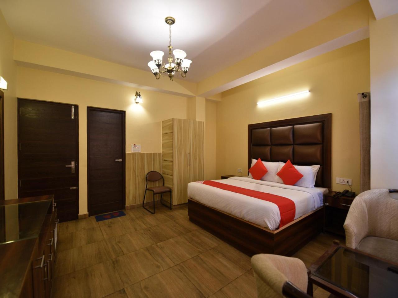 Oyo 10942 Shimla
