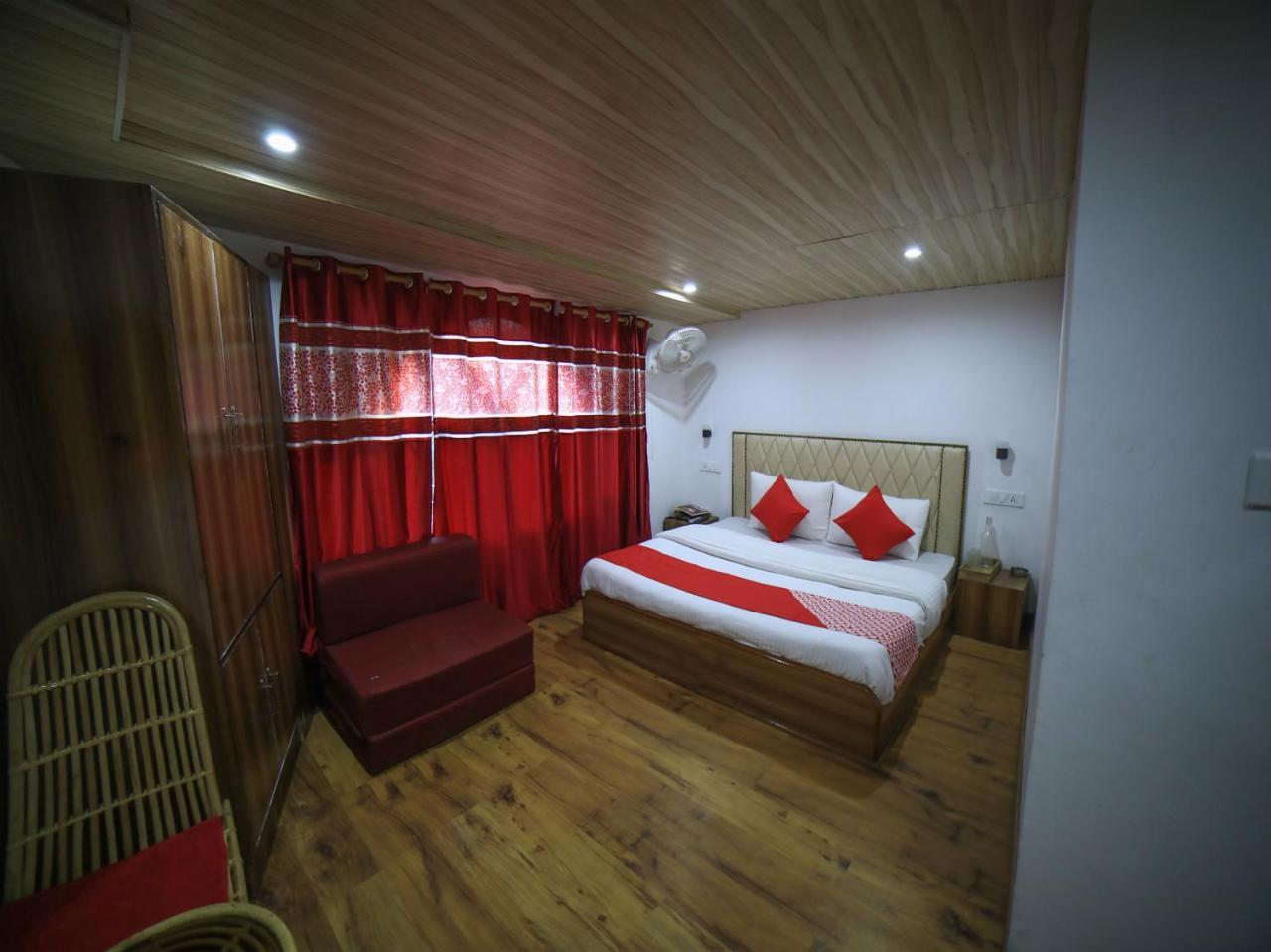 Oyo 16801 Paradise Regency Hotel