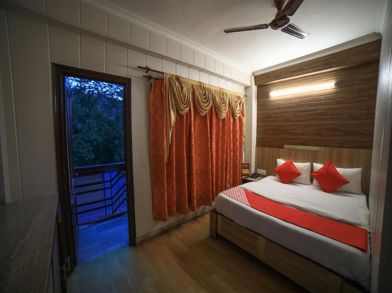 Oyo 16801 Paradise Regency Hotel Shimla