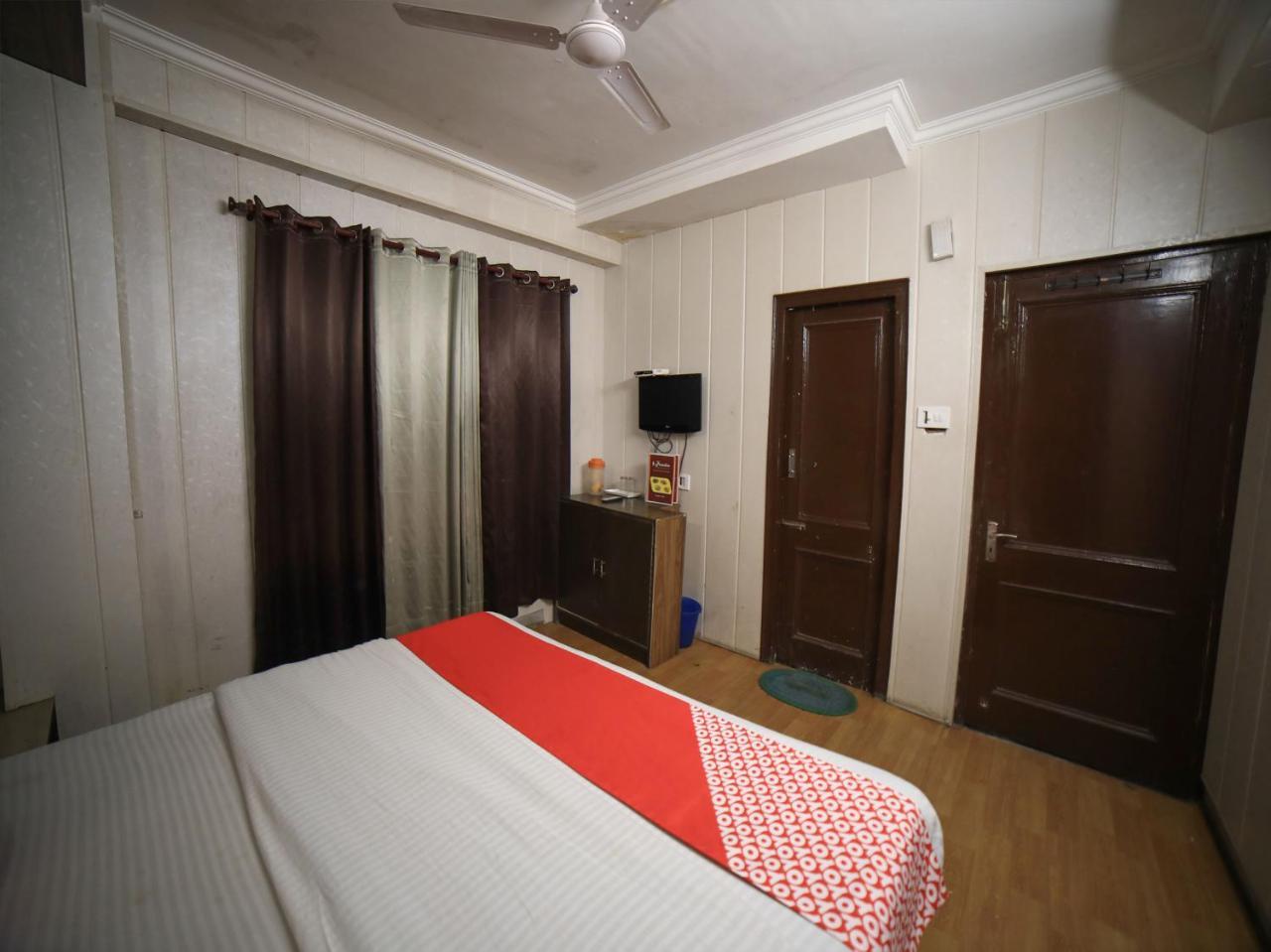 Oyo 16801 Paradise Regency Hotel Shimla