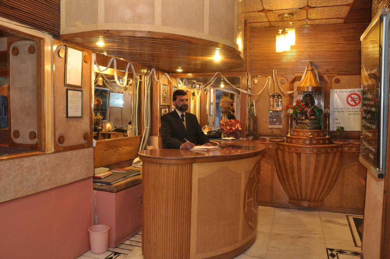 Cosmos Hotel