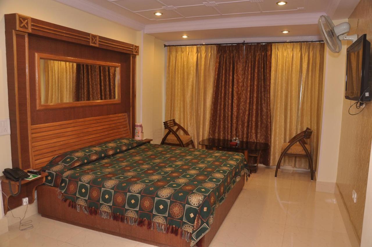 Cosmos 4* Shimla