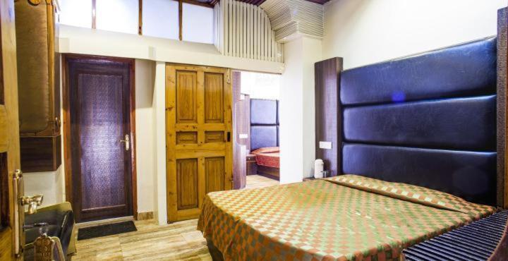 Hotel Cosmos Shimla
