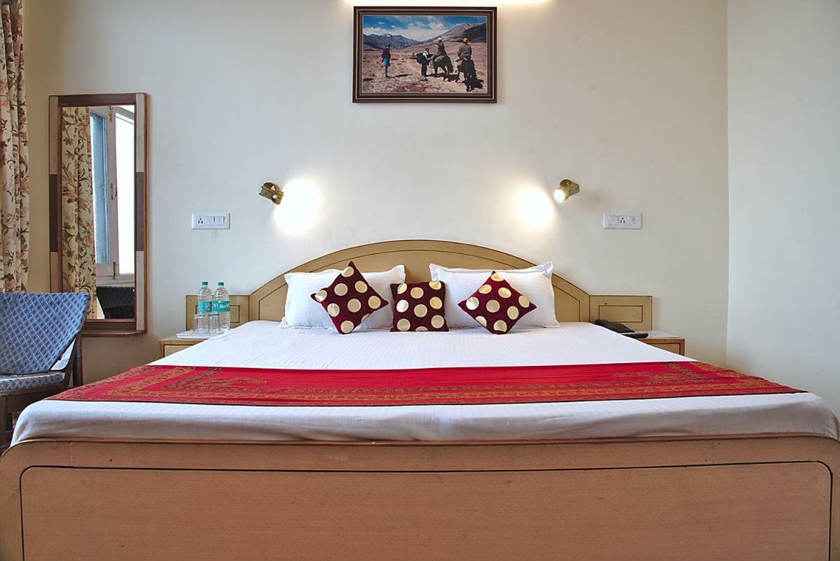 Century Highland Lodge *