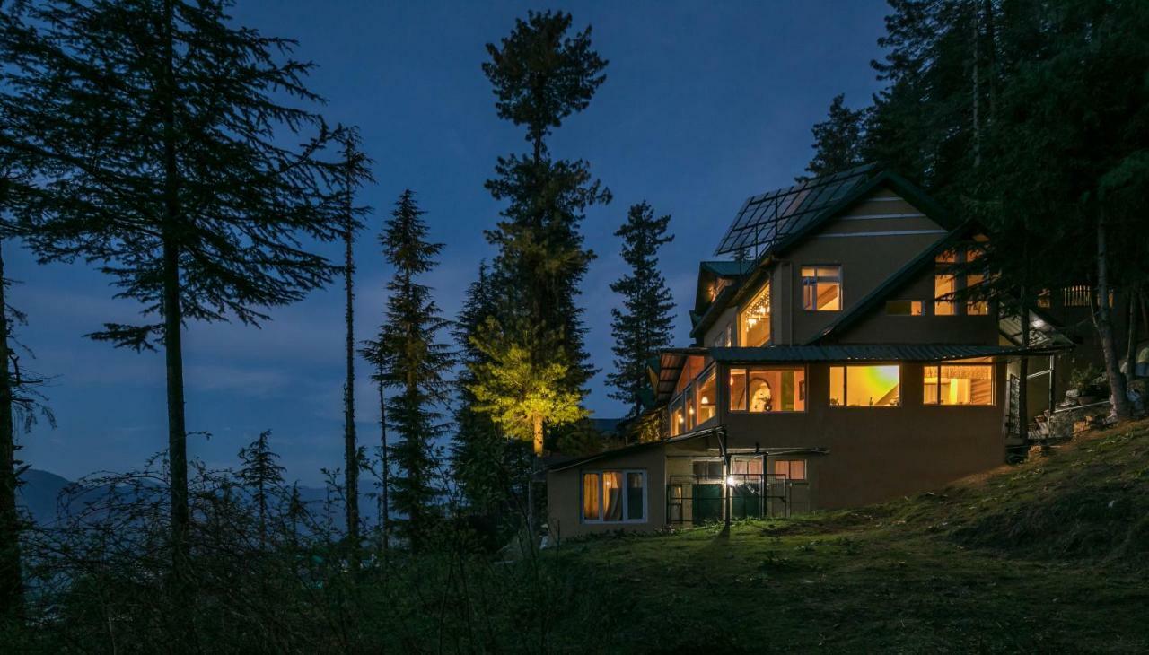 Stayvista At The Corner House - Pet Friendly Villa