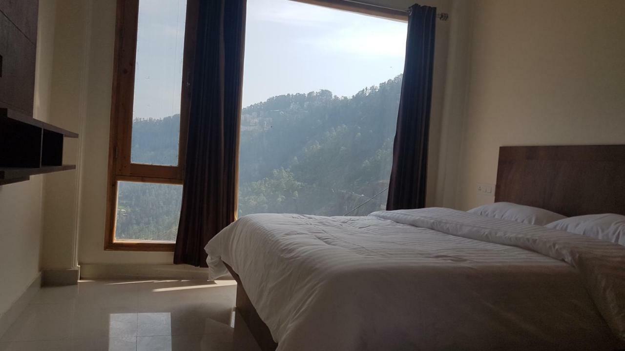 Hotel The Pine Residency *
