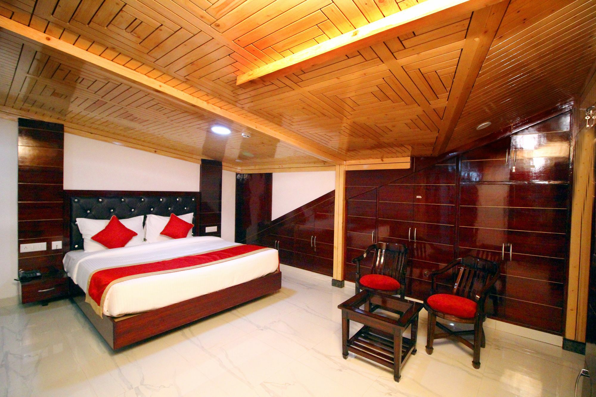 The Grand White By Parfait Hotel Shimla