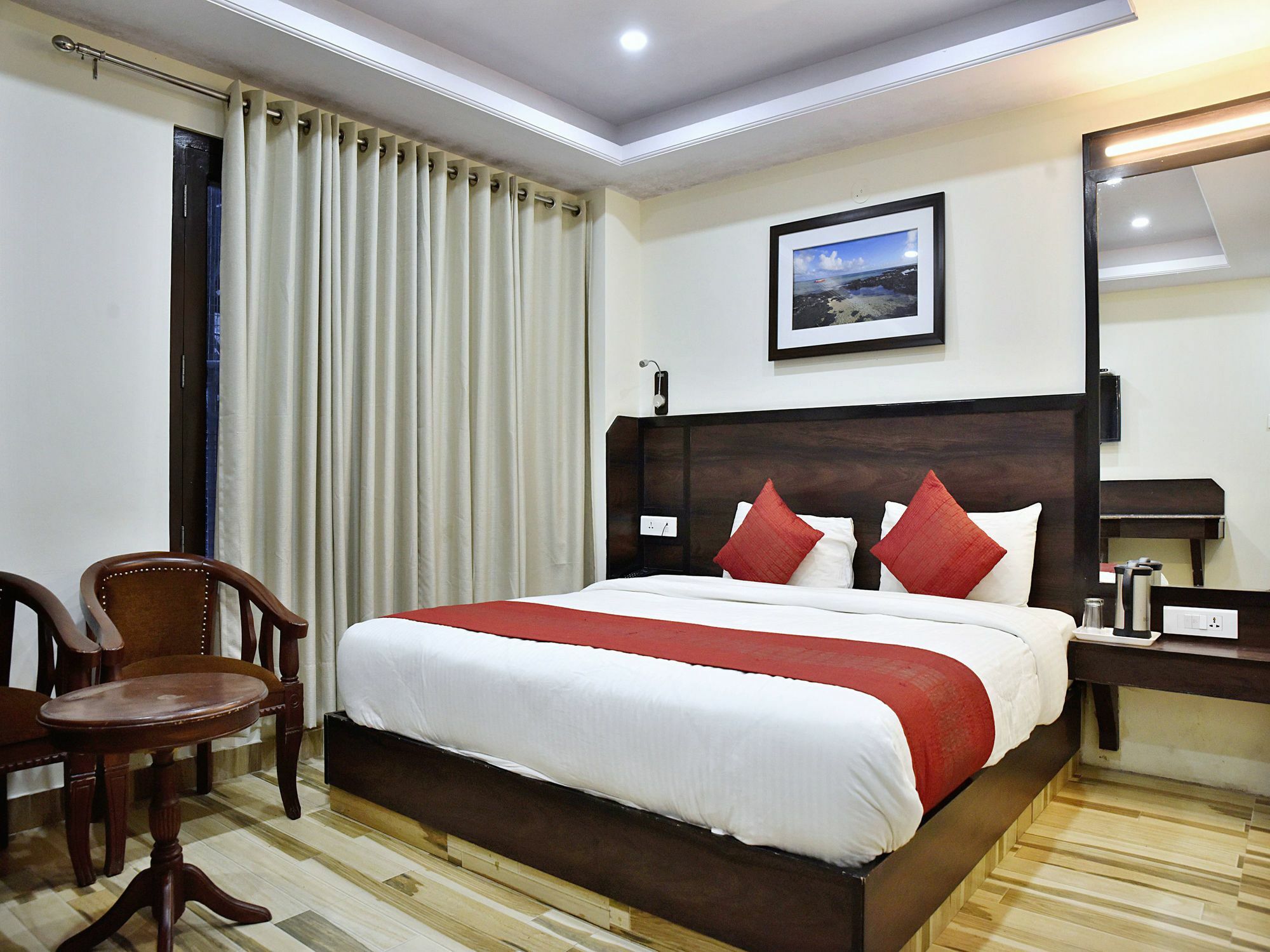 Treebo Maharaja, Near Mall Road Hotel 3*