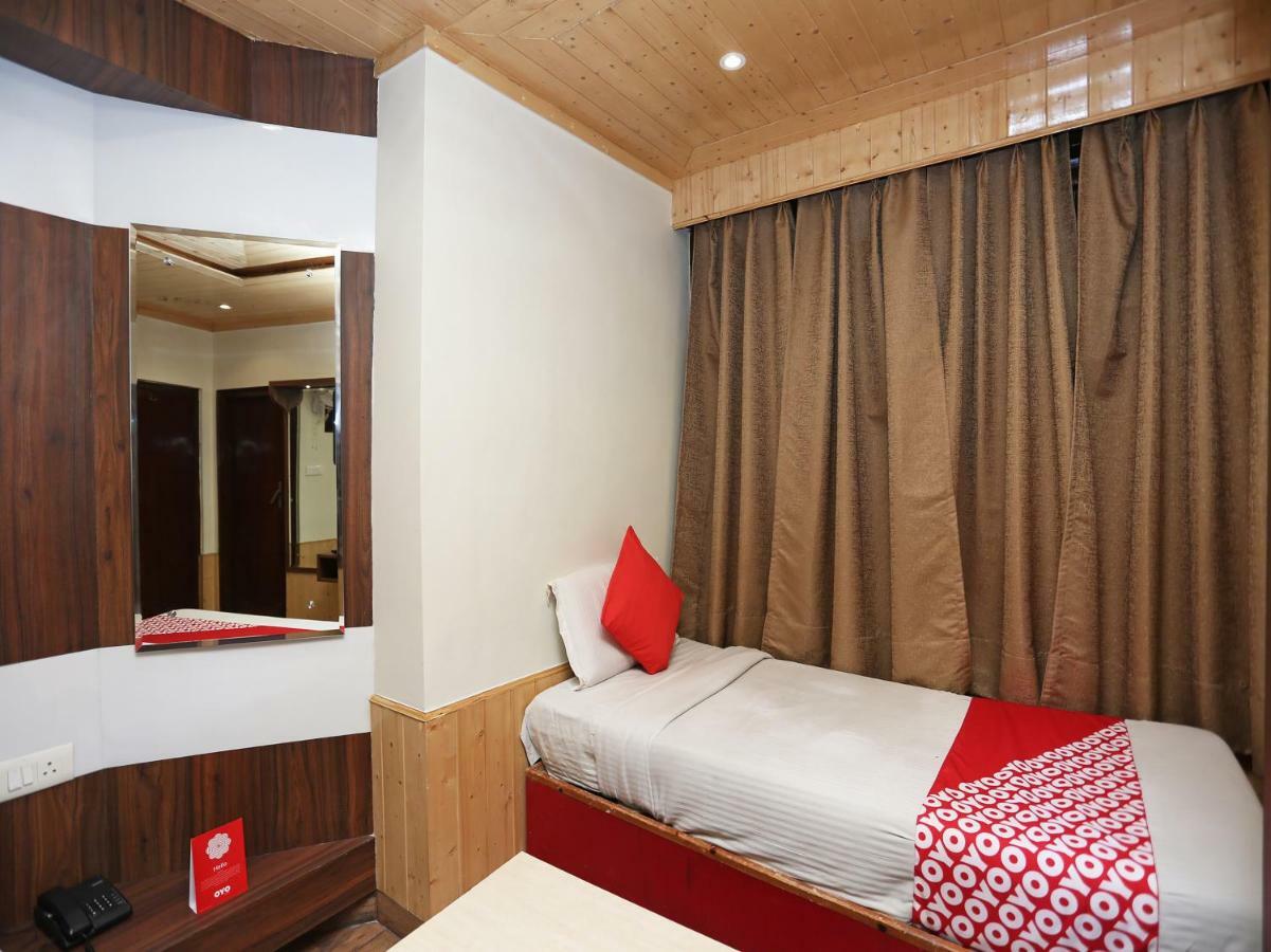 Oyo 27002 Hsr Ram Bazaar Hotel