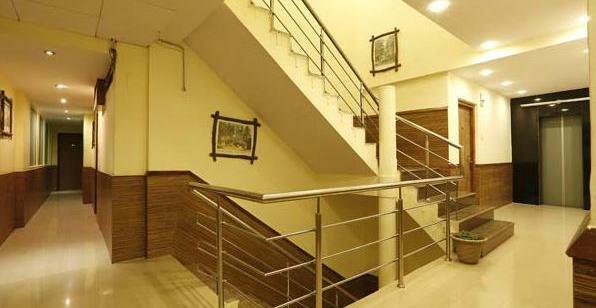 Hotel Bridge View Regency