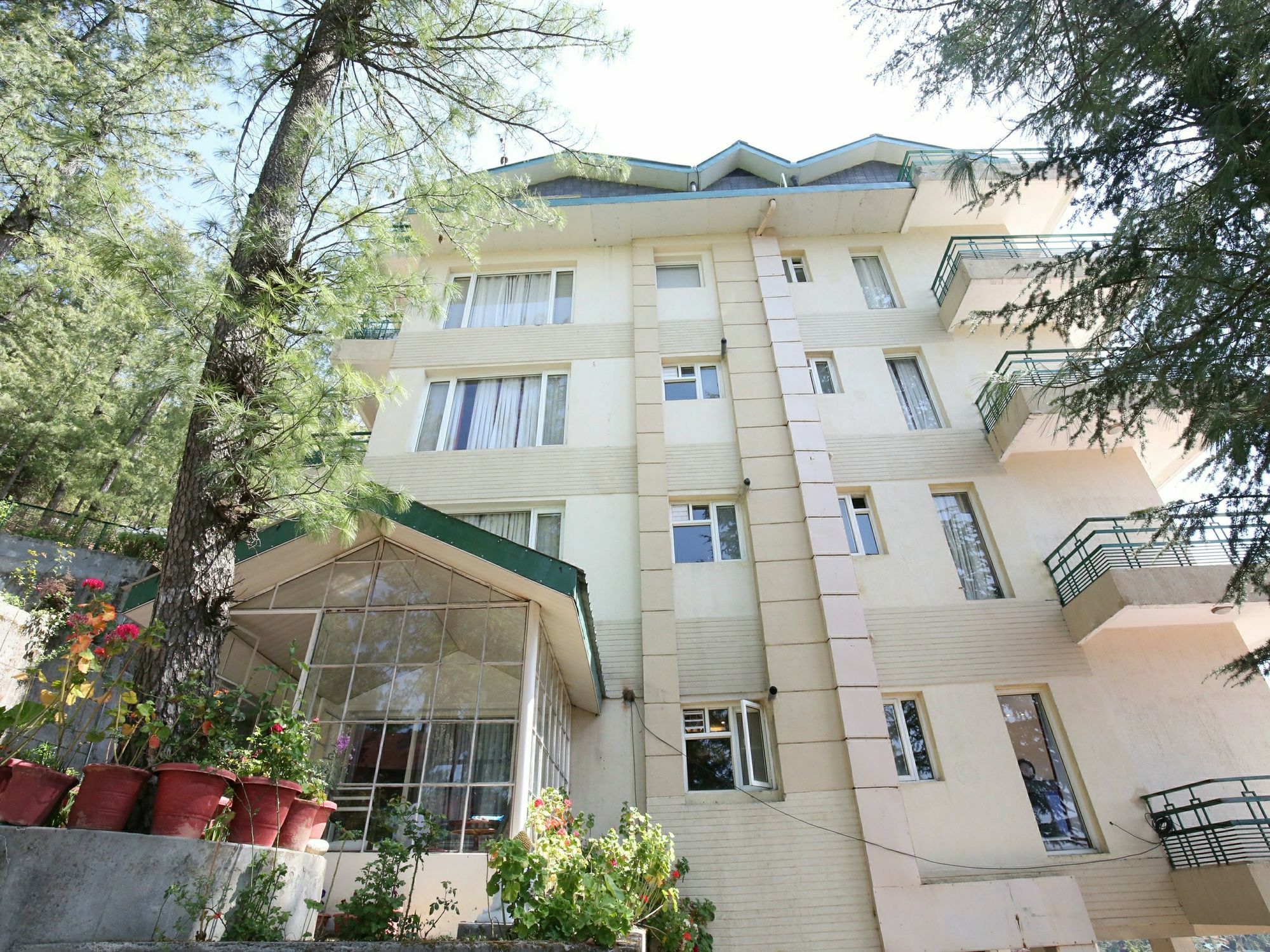 Apartment Oyo 12895 2bhk Mashobra *
