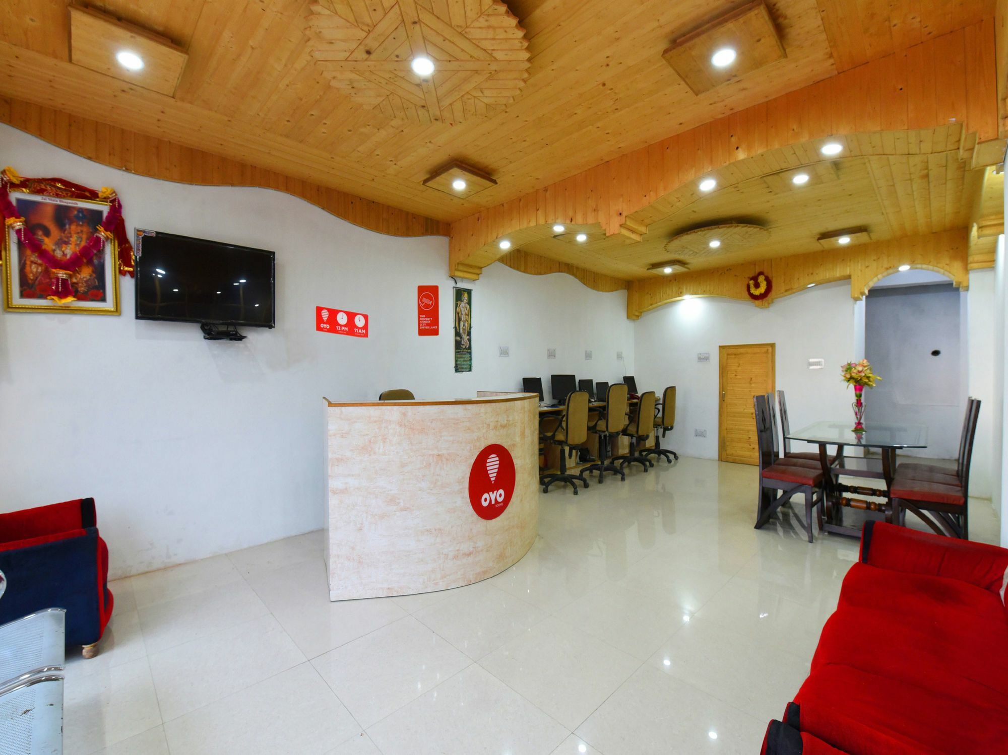 Oyo 14202 Rajinder Regency Hotel 3*