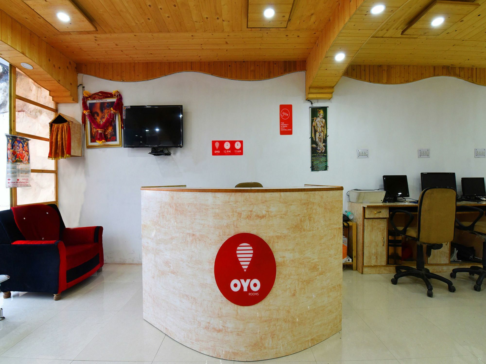Hotel Oyo 14202 Rajinder Regency 3*