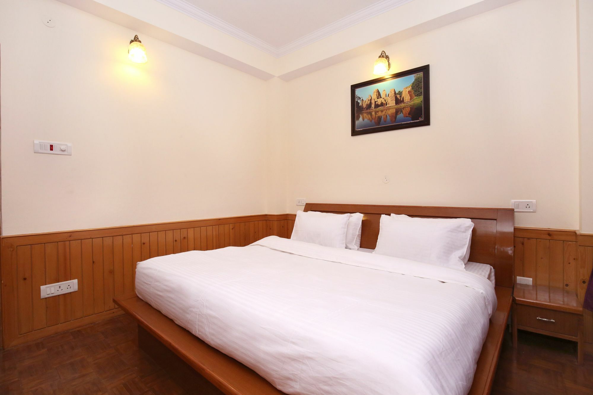 Apartment Oyo 10089 Hill View 2bhk Mehli