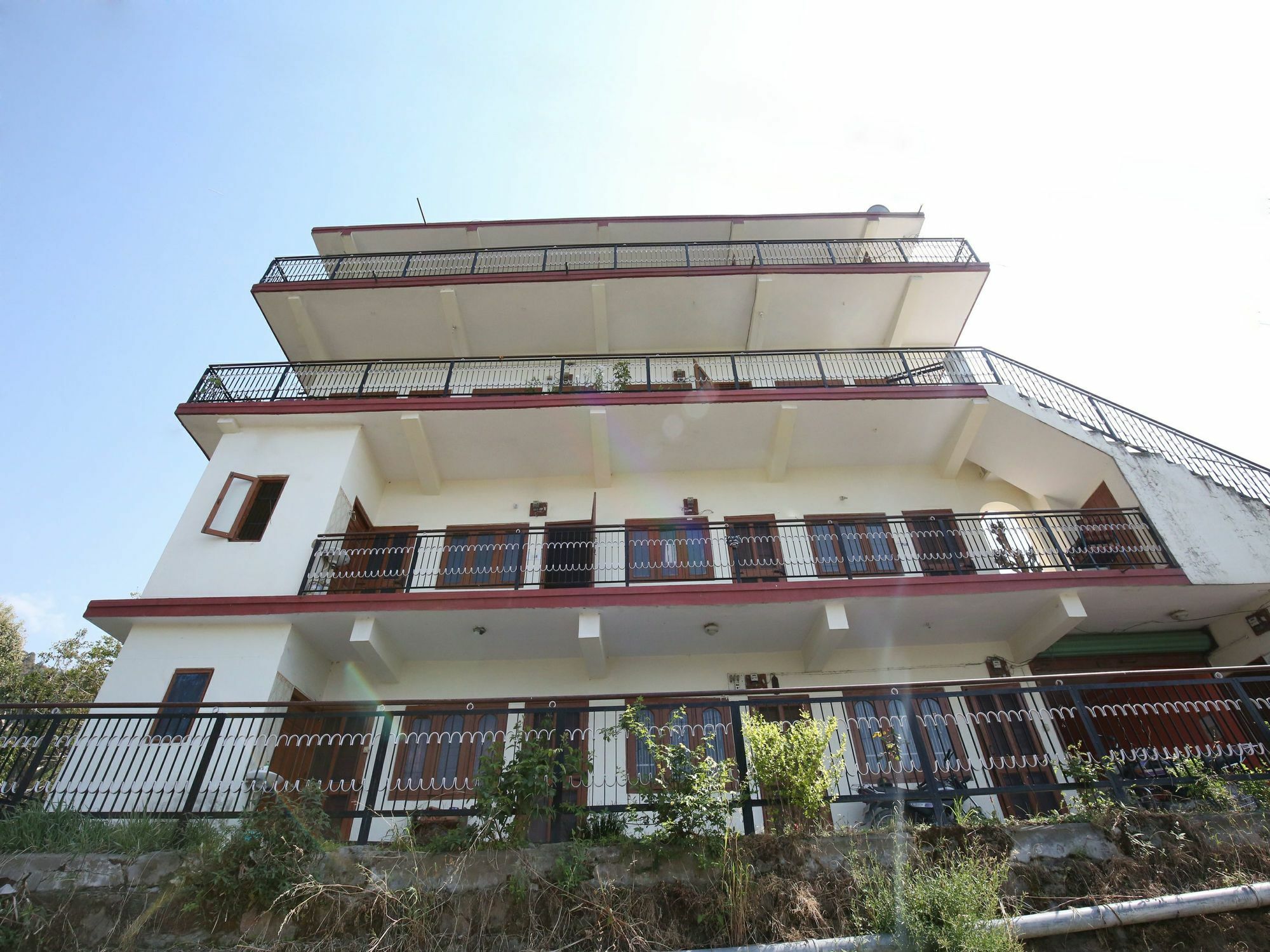 Apartment Oyo 12795 Down Hill Shoghi Shimla